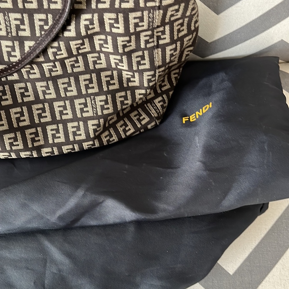 Fendi zucca monogram tote - Picture 7 of 9